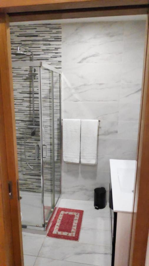 Porta 116 - Free Private Parking Apartment Vila Real Bagian luar foto